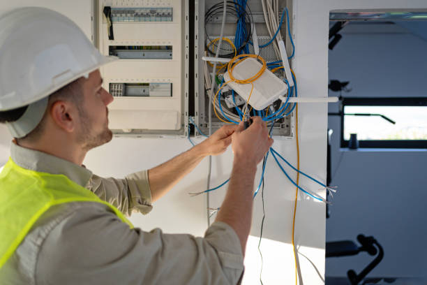 Best Licensed Electrician  in Rossmoyne, OH